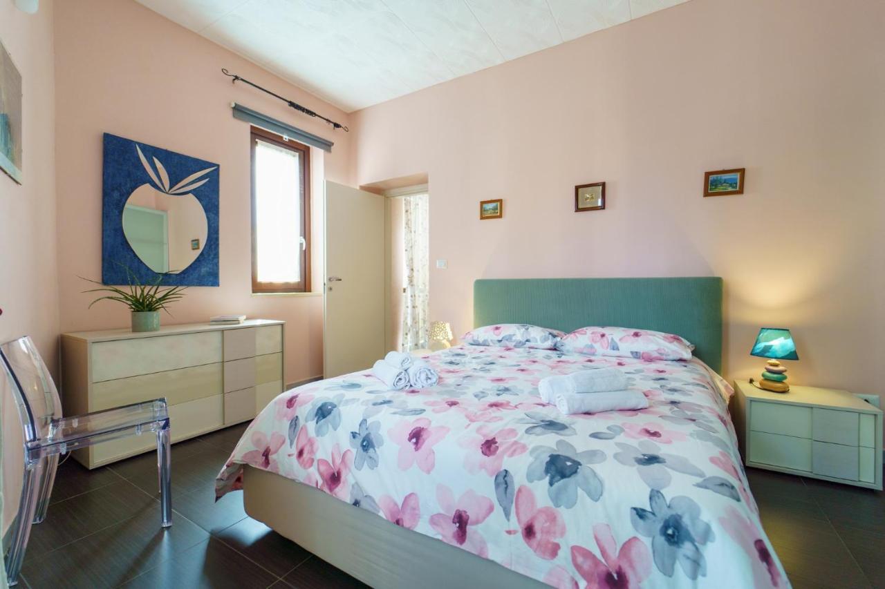 Siracusa Comfy & Central Apartment With Terrace Siraküza Dış mekan fotoğraf